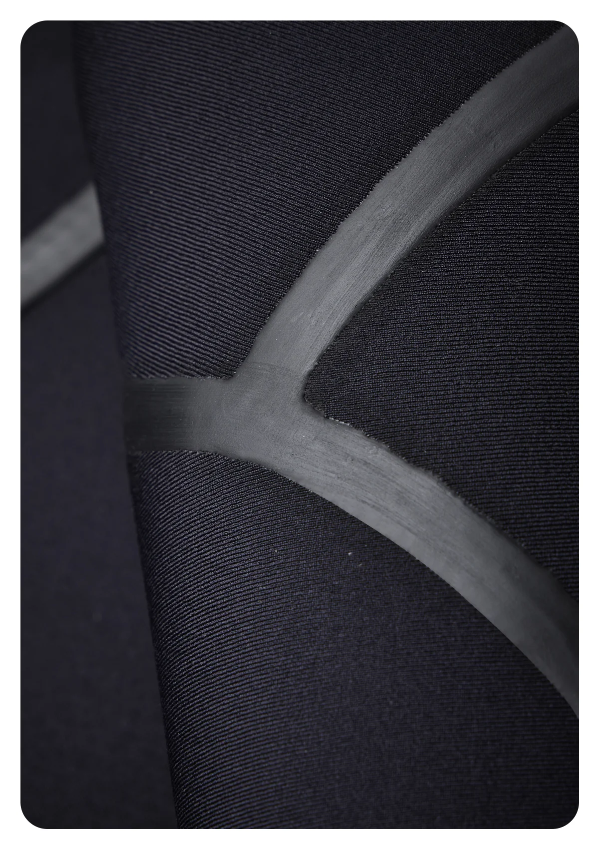 4/3 Liquid Sealed Thermal Chest Zip Wetsuit - Image 11