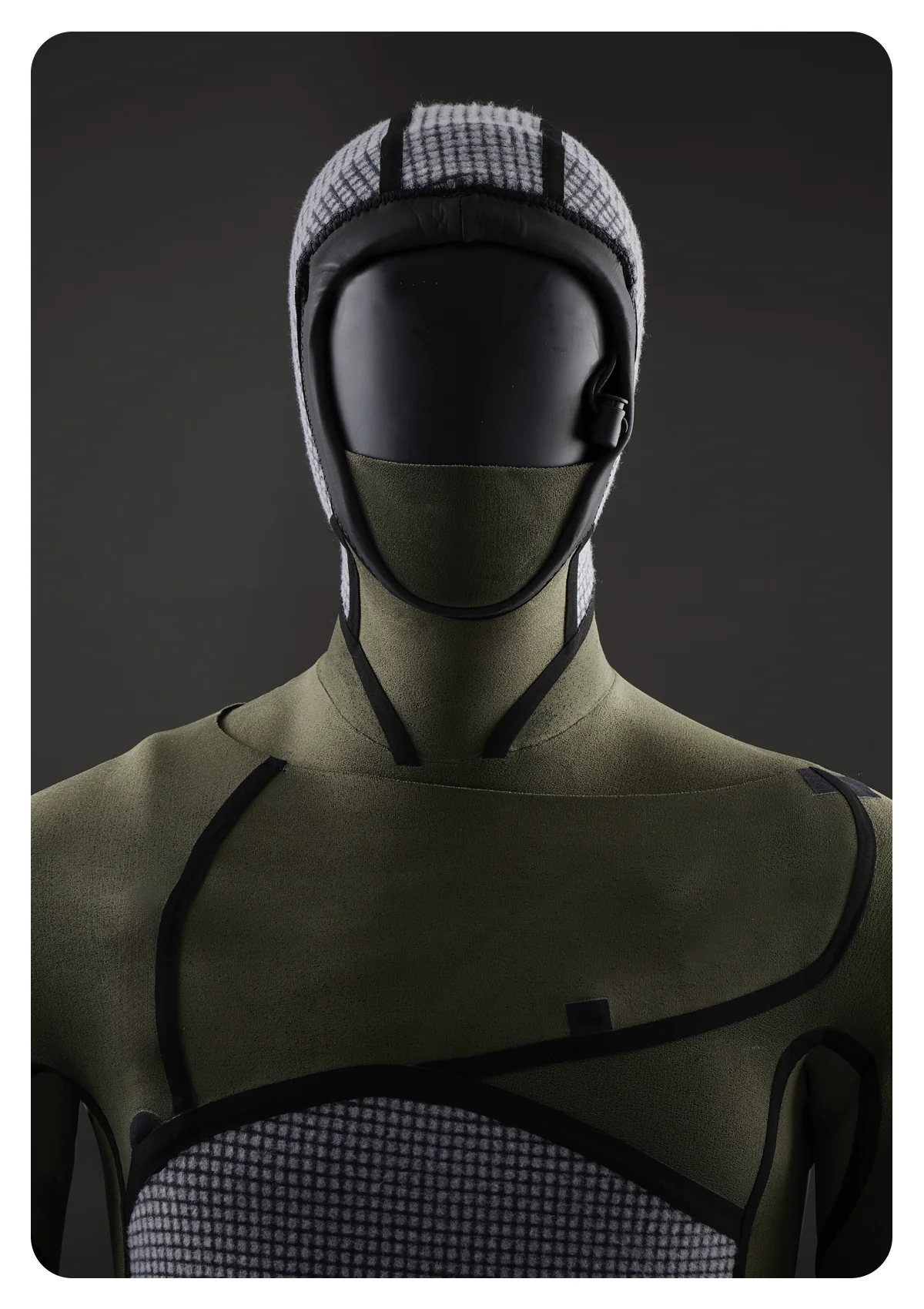 5/4/3 Hooded Liquid Sealed Thermal Chest Zip Wetsuit - Image 8